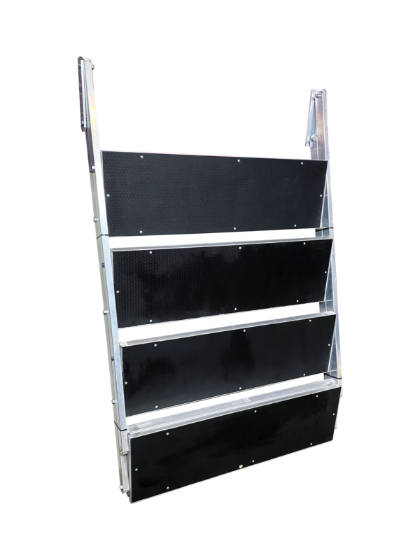 ESCALERA PARA TARIMA
