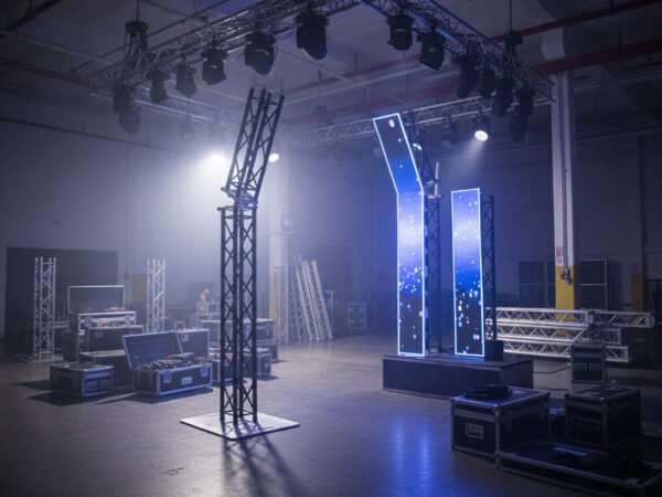 BISAGRA PLANA AJUSTABLE DE 180°