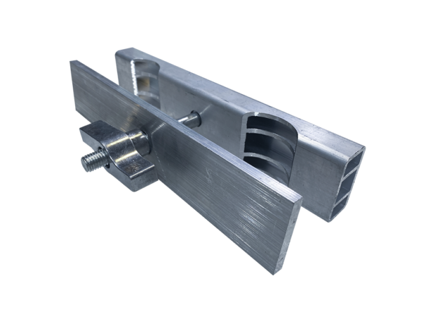 ABRAZADERA DE ALUMINIO DE 2 Y 4 PATAS PARA TARIMA