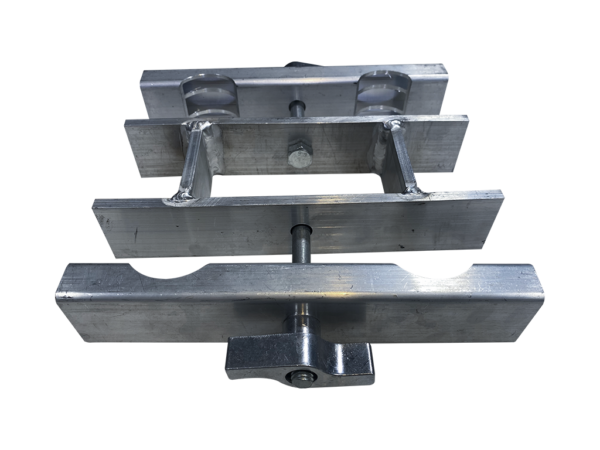 ABRAZADERA DE ALUMINIO DE 2 Y 4 PATAS PARA TARIMA