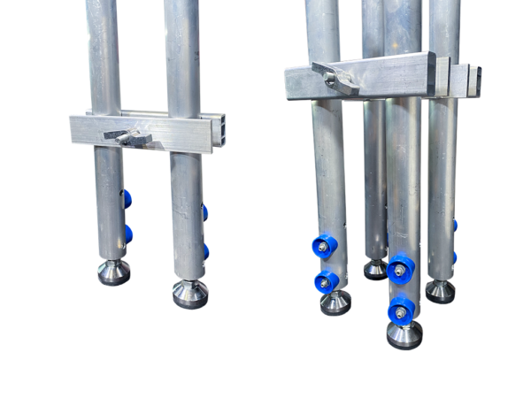 ABRAZADERA DE ALUMINIO DE 2 Y 4 PATAS PARA TARIMA