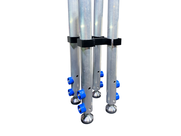 ABRAZADERA DE ACERO NEGRO DE 2 Y 4 PATAS PARA TARIMA